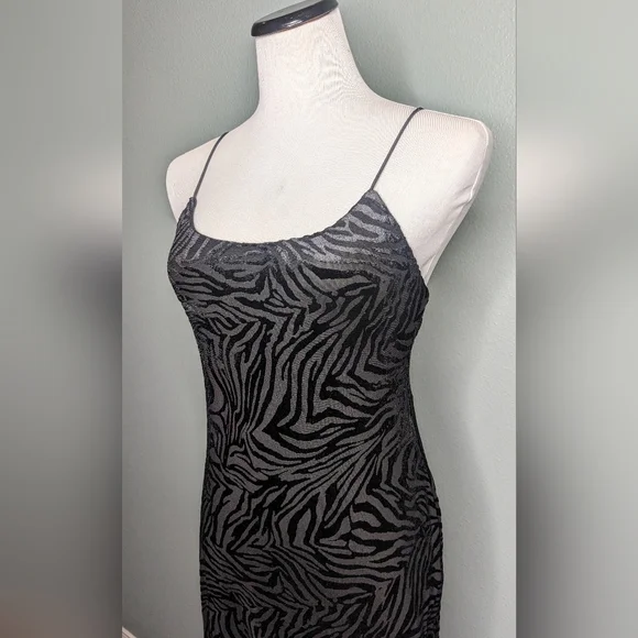 Wild Fable Women's Animal Print Sleeveless Scoop Neck Flocked Velvet Midi Dress - Picture 3 of 5